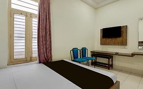 Hotel O Sindhuri Vijayawada Junction